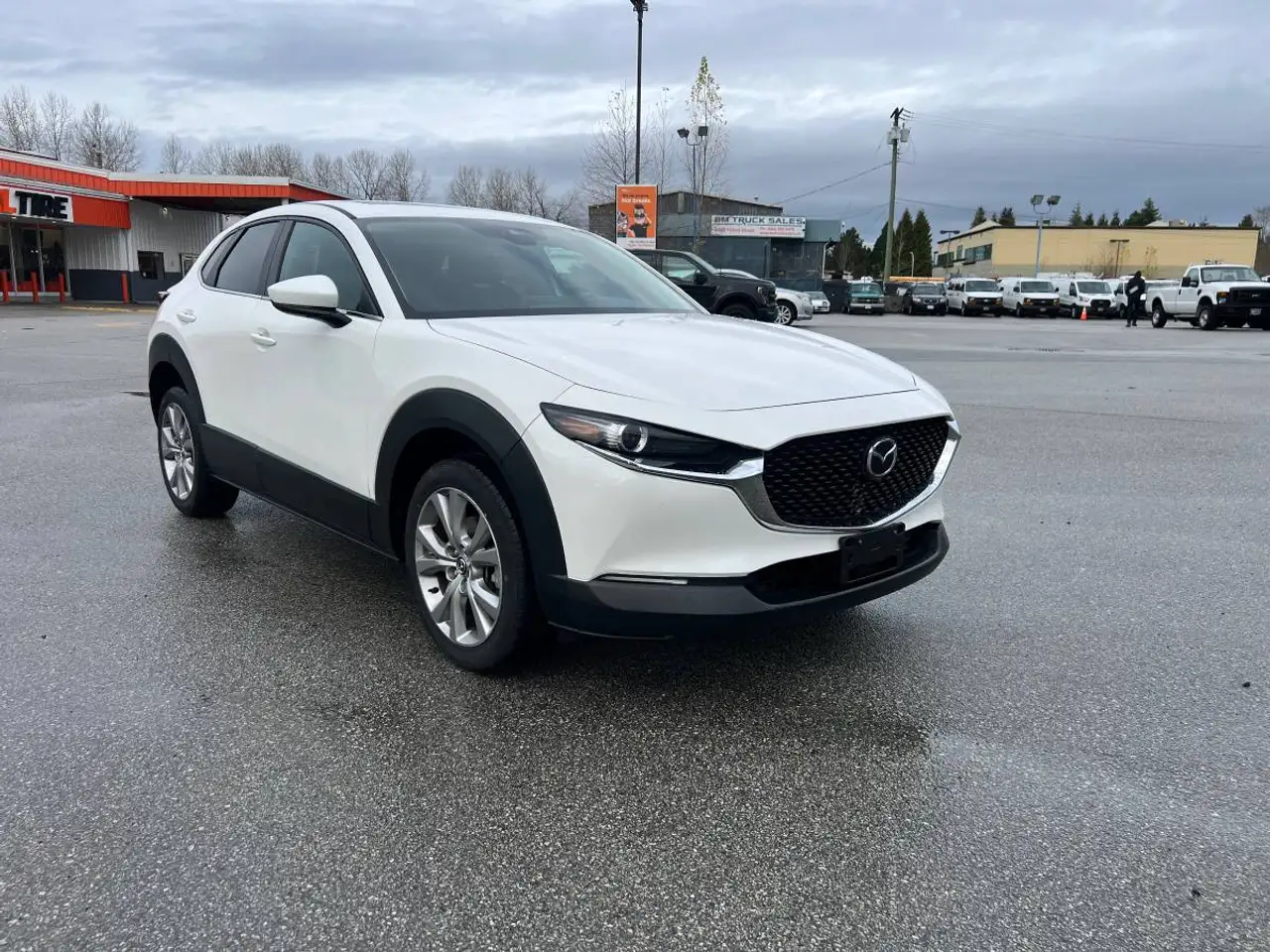 Mazda CX-30 photo Mazda CX-30