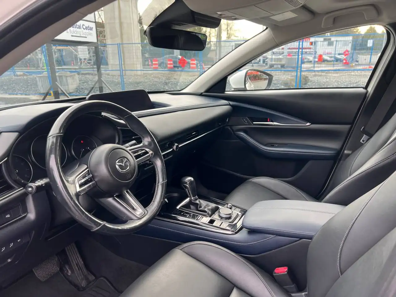 Mazda CX-30 photo Mazda CX-30