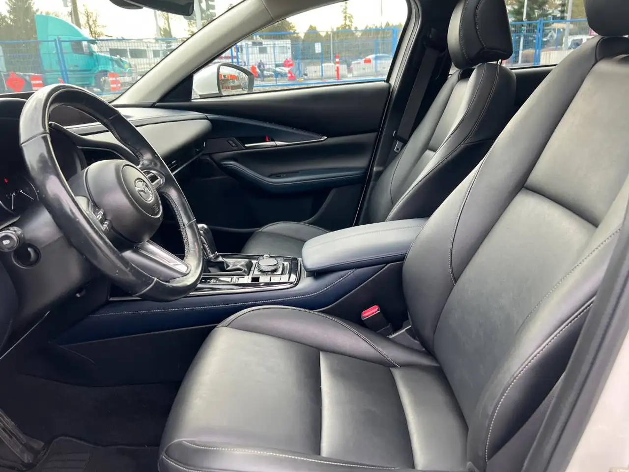 Mazda CX-30 photo Mazda CX-30