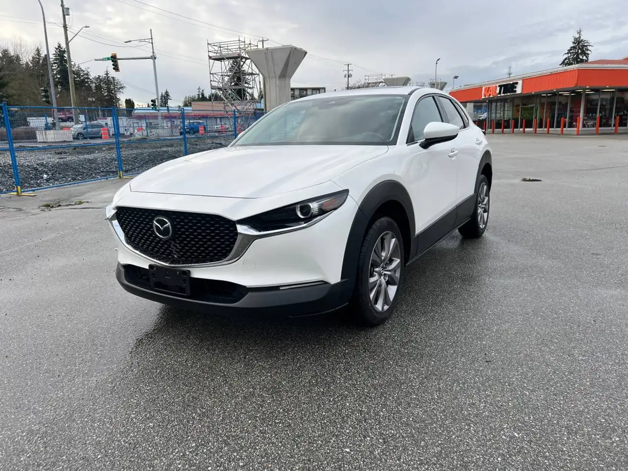 Mazda CX-30 photo Mazda CX-30