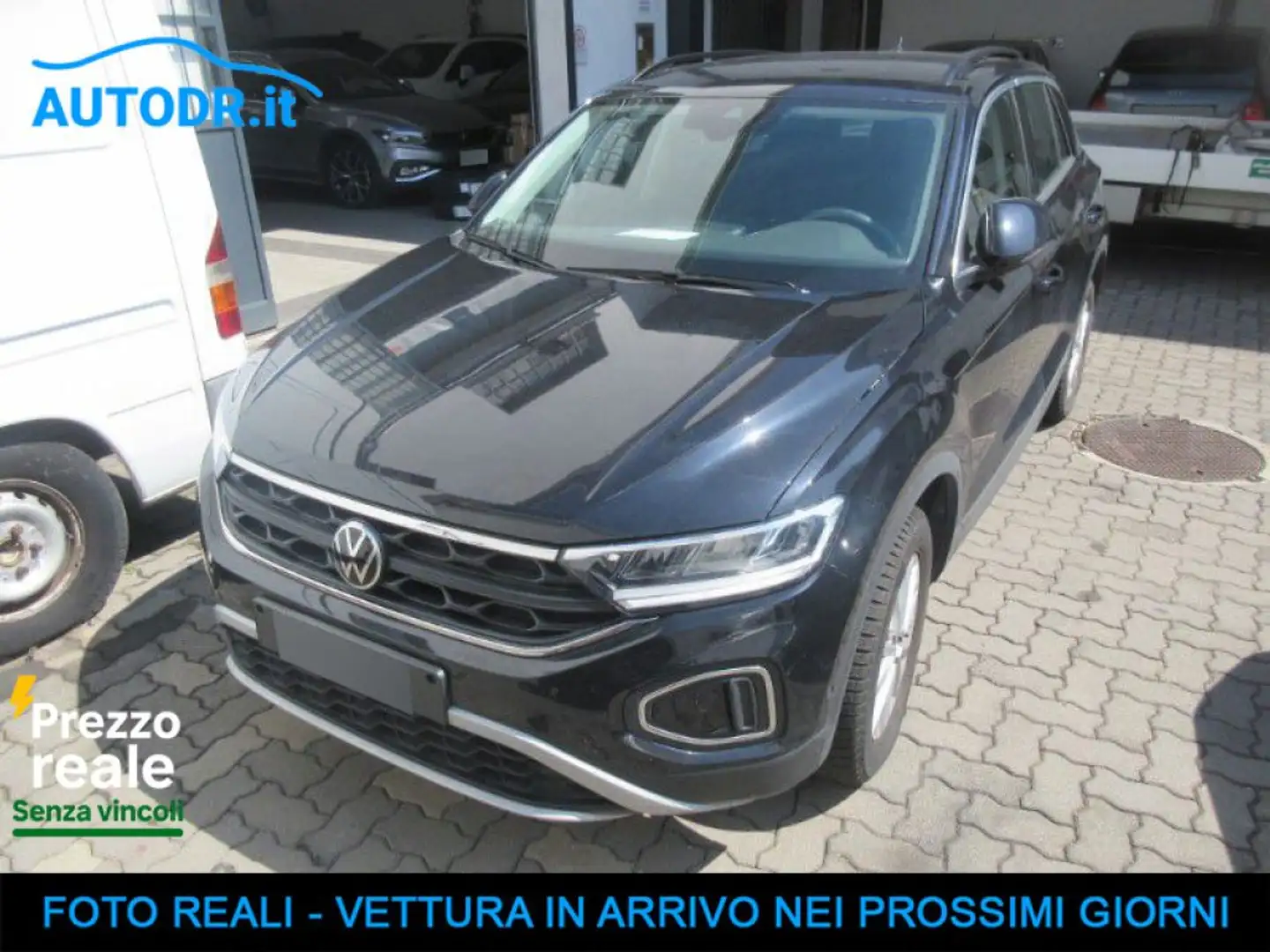 Volkswagen T-Roc 2.0 TDI 150CV DSG Life Virtual, ACC, Carplay Noir - 1