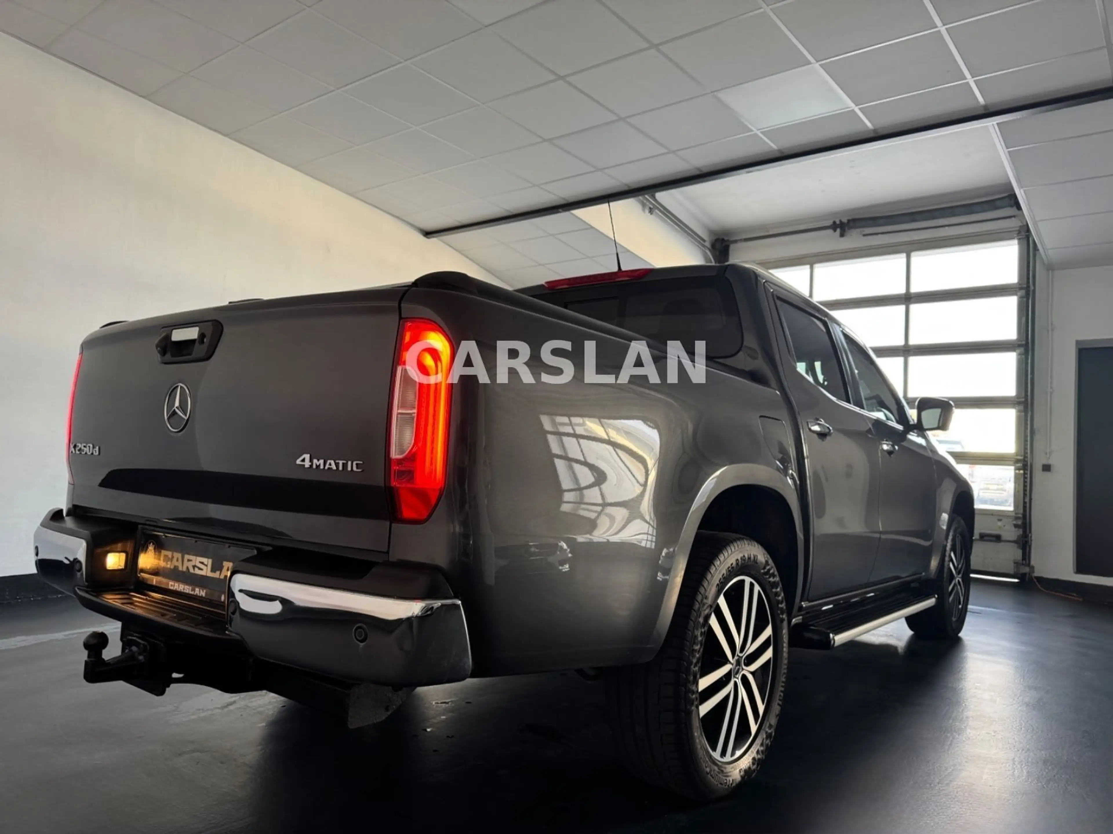 Mercedes-Benz X 250 d 4MATIC POWER 2.HND+360°+LED+SPUR+AHK+SHZ — photo 15