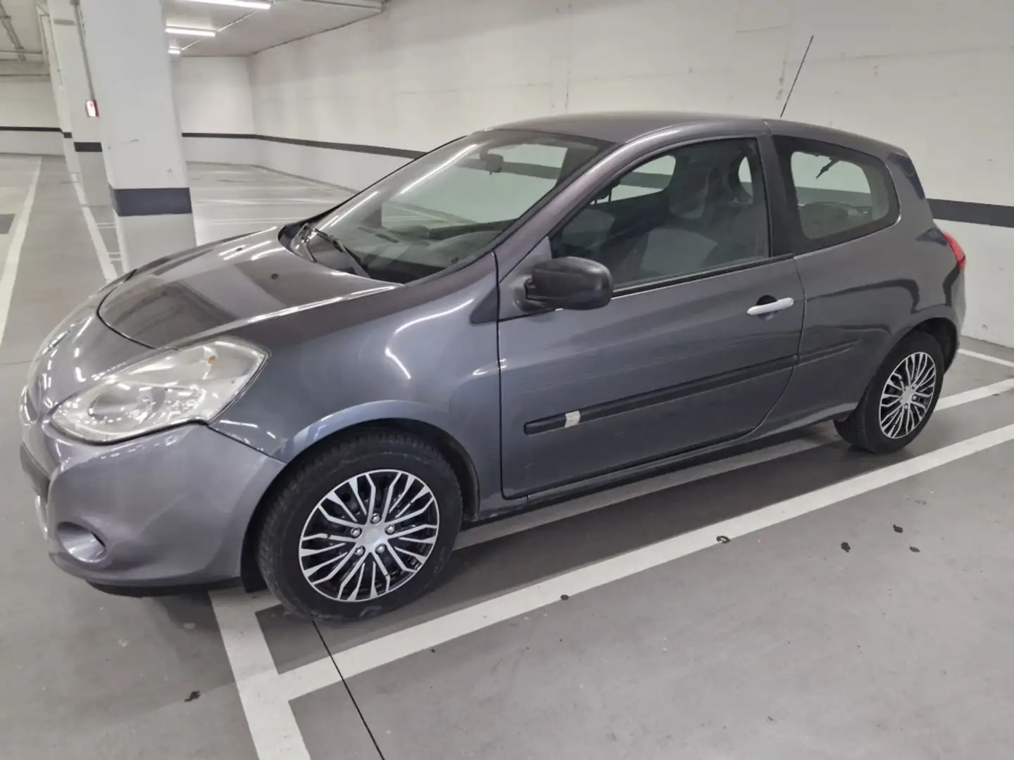Renault Clio 1.2 TCE Exception Gris - 1