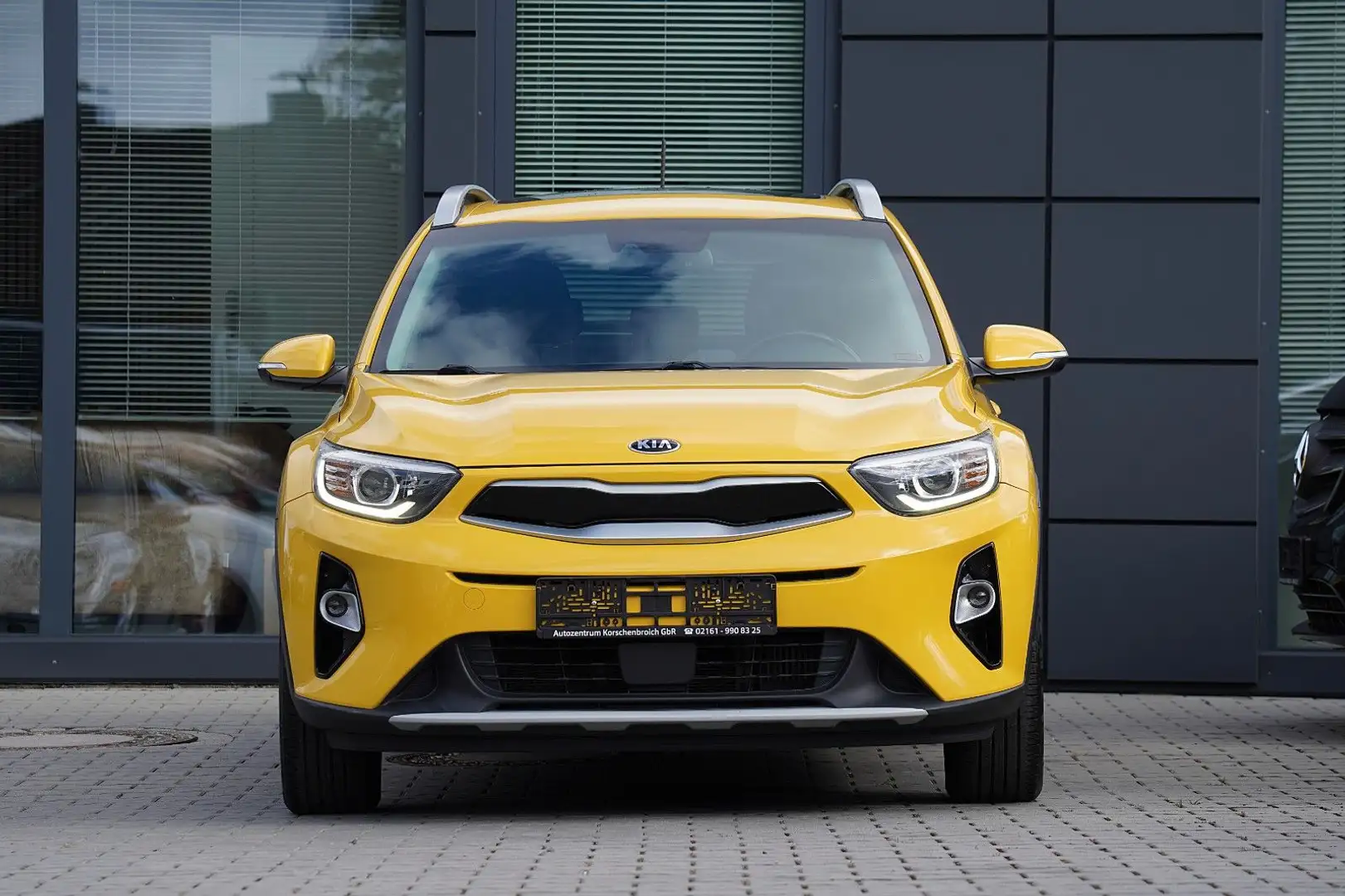 Kia Stonic Platinum Edition *2 Jahre Garantie* Gelb - 2