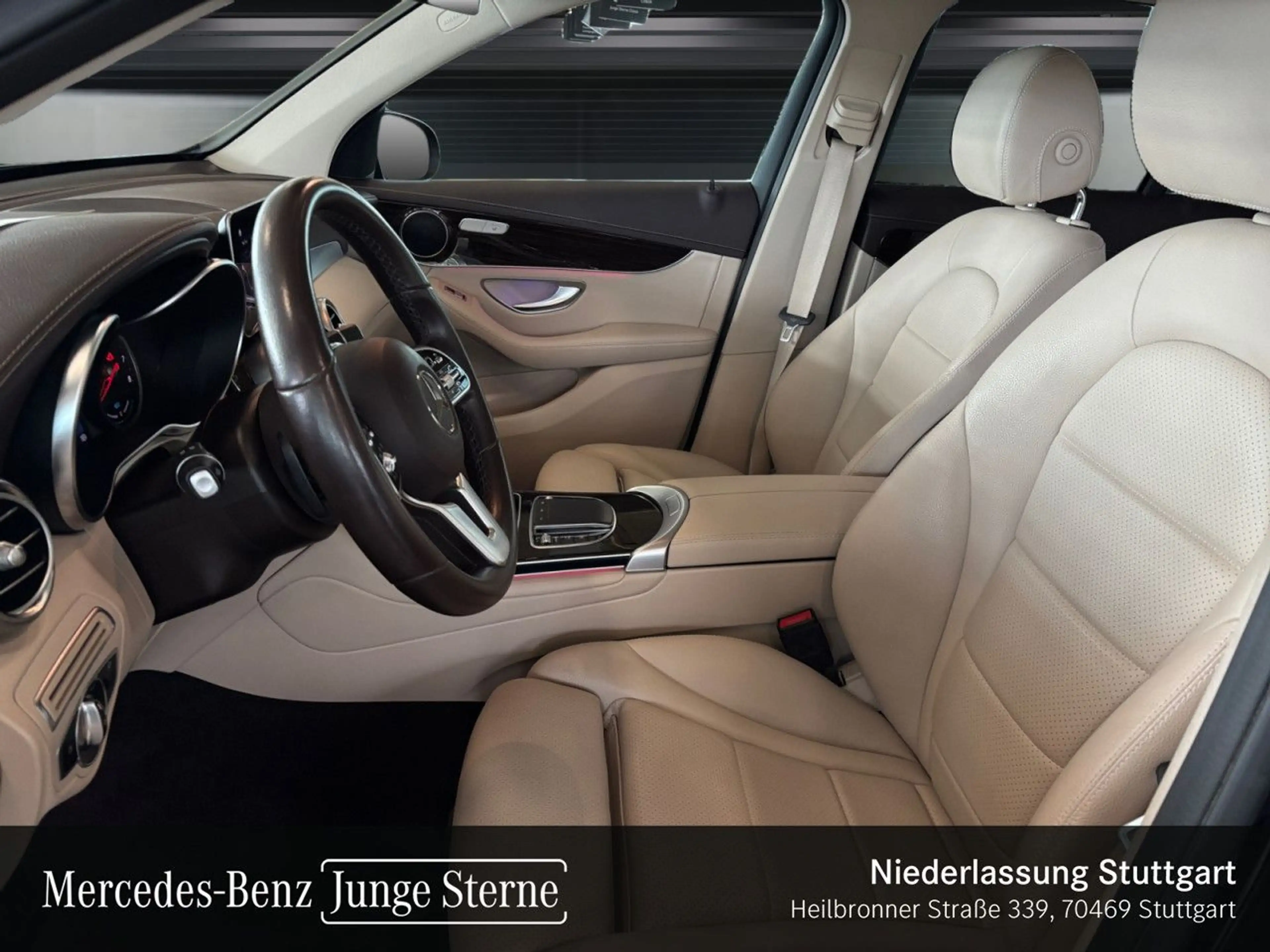 Mercedes-Benz GLC 300 e 4M NIGHT+LED+KAMERA+SPUR+TOTW+KEYLESS+9G — photo 11