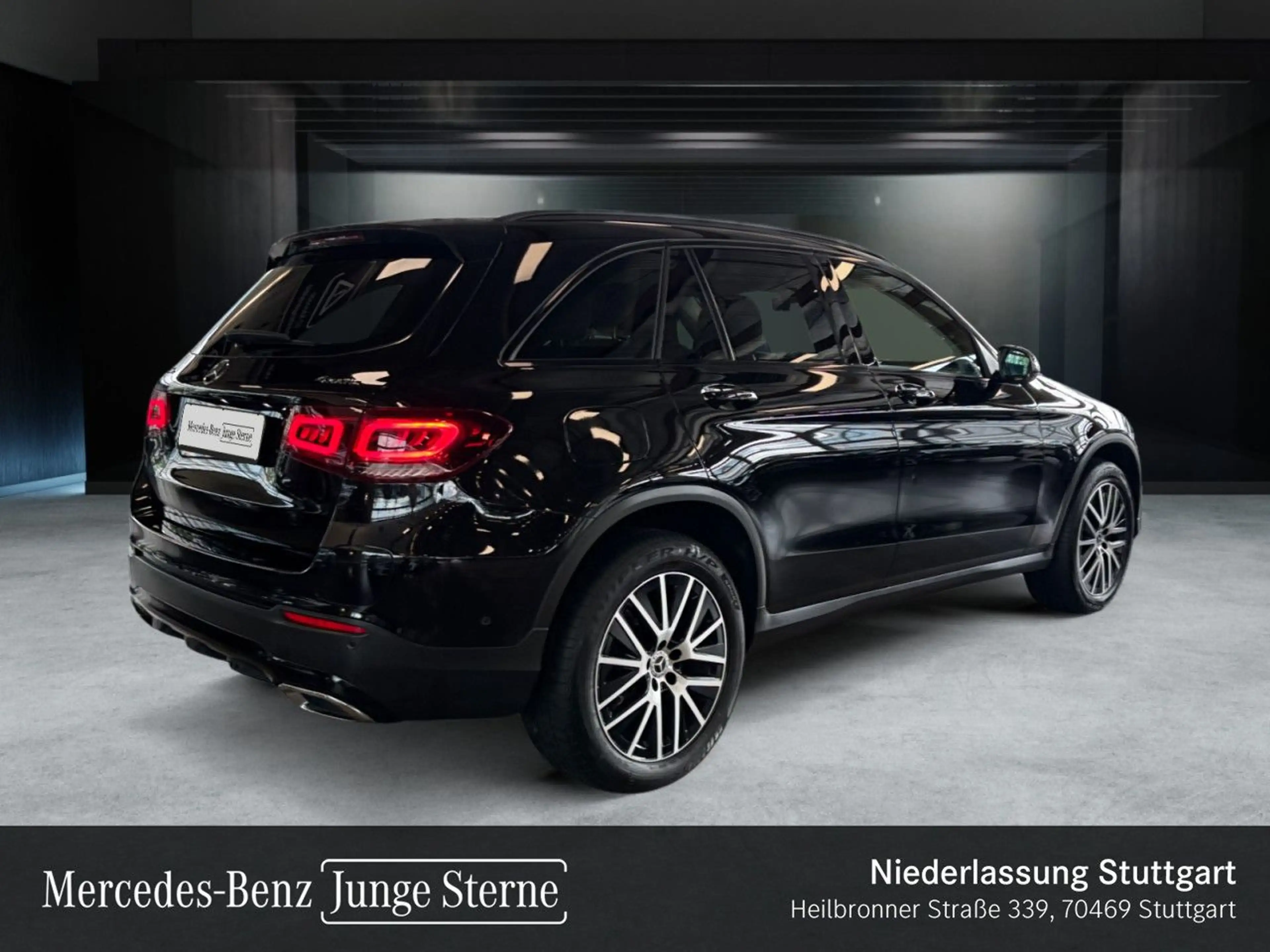 Mercedes-Benz GLC 300 e 4M NIGHT+LED+KAMERA+SPUR+TOTW+KEYLESS+9G — photo 8