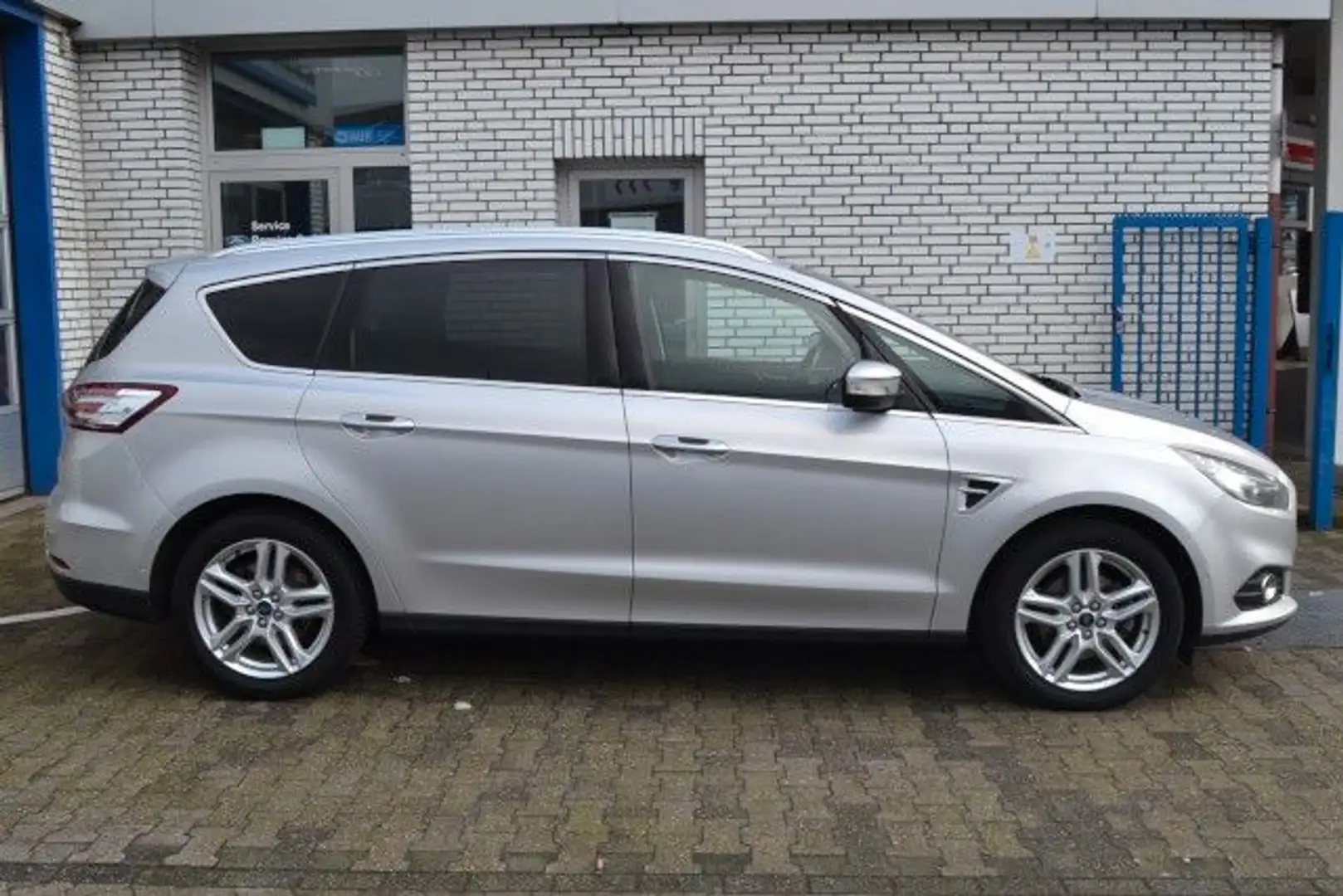 Ford S-Max Titanium7Sitze Kamera LED eHeckklappe Silber - 2