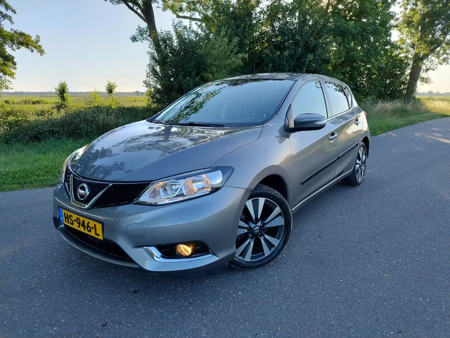 Nissan Pulsar 1.2 DIG-T Connect Nissan Dealer onderhouden 2e eig Grijs - 1