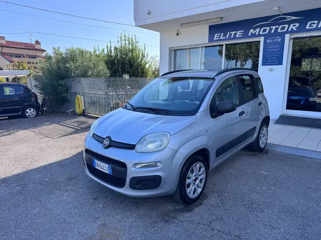 Fiat Panda view 3
