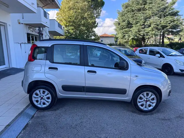 Fiat Panda view 8