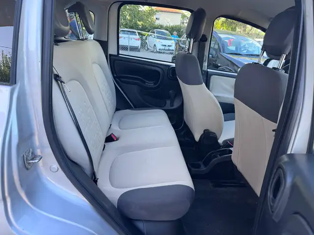 Fiat Panda view 12