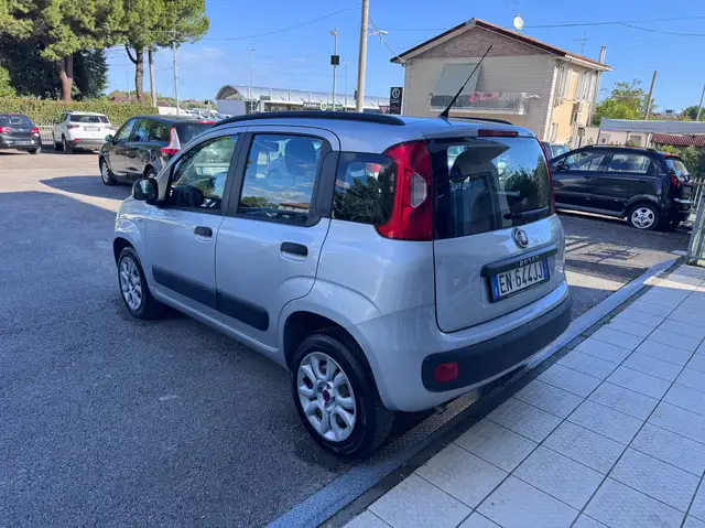Fiat Panda view 5