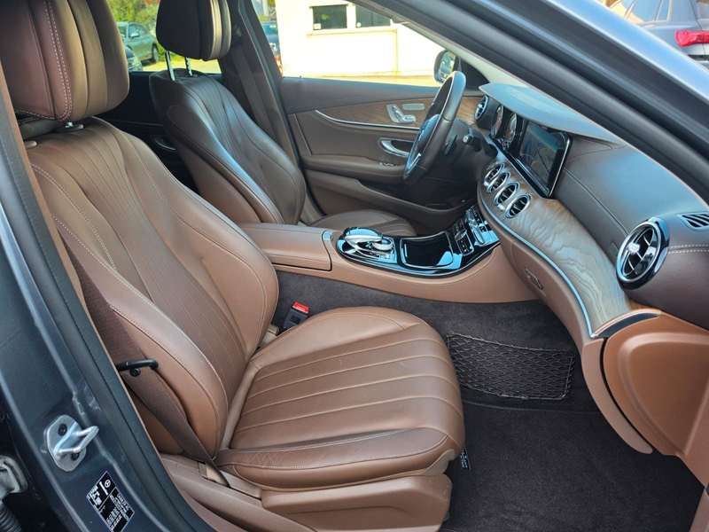 Mercedes-Benz E 400 T-Modell E 400 d 4Matic 2,9 CDI Avantgarde — photo 11