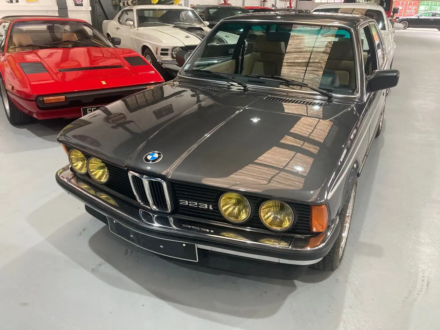 BMW 323 323i E21 de 1981 en stock en France - 2