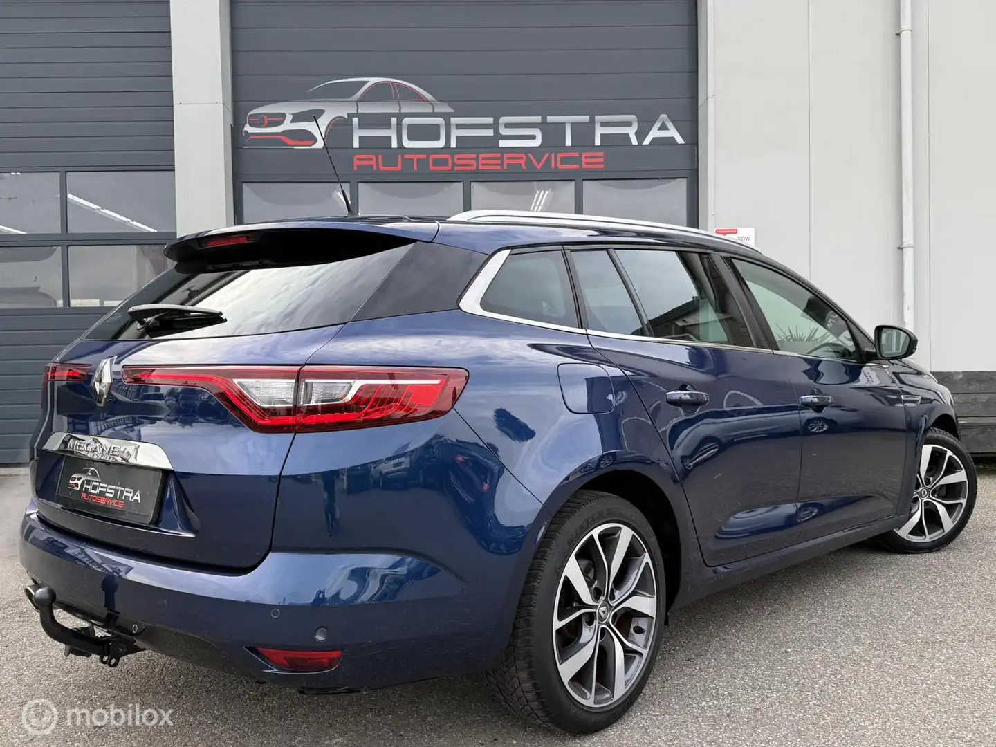 Renault Megane Estate 1.2 TCe Bose GR-Navi Camera Trekhk Luxe Bleu - 2