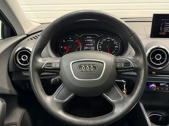 Audi A3 view 11