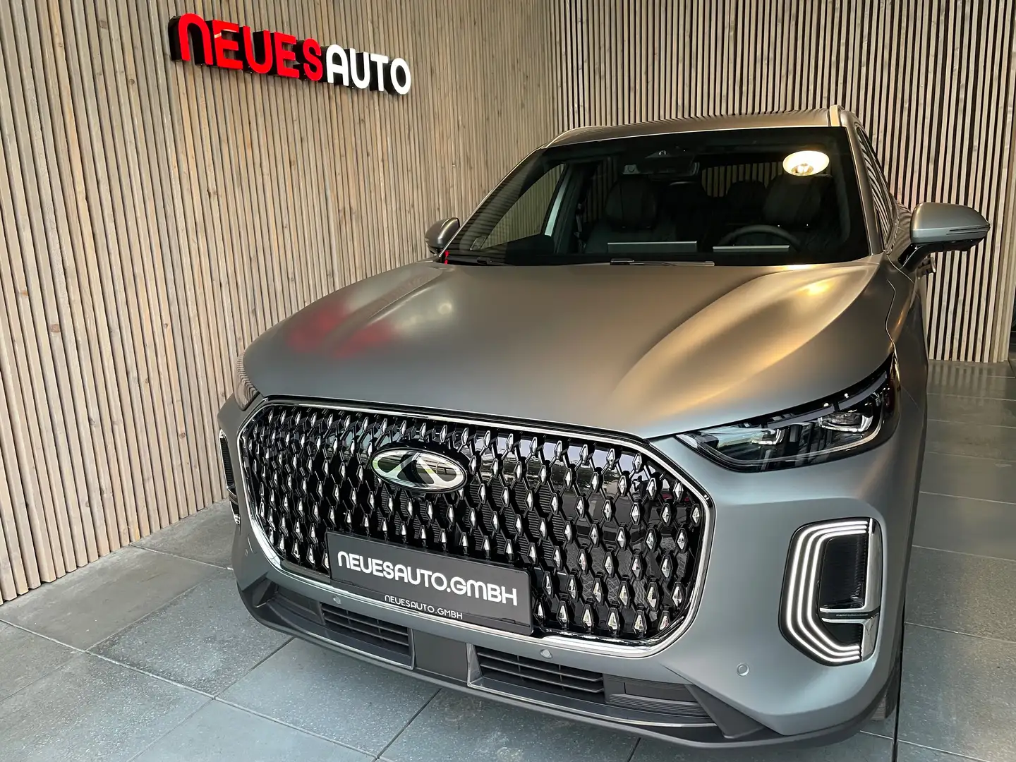 Chery Tiggo TIGGO 9 PHEV AWD UNIQUE * 7.Jahre Gar*7.Sitz*Pano* Grau - 2