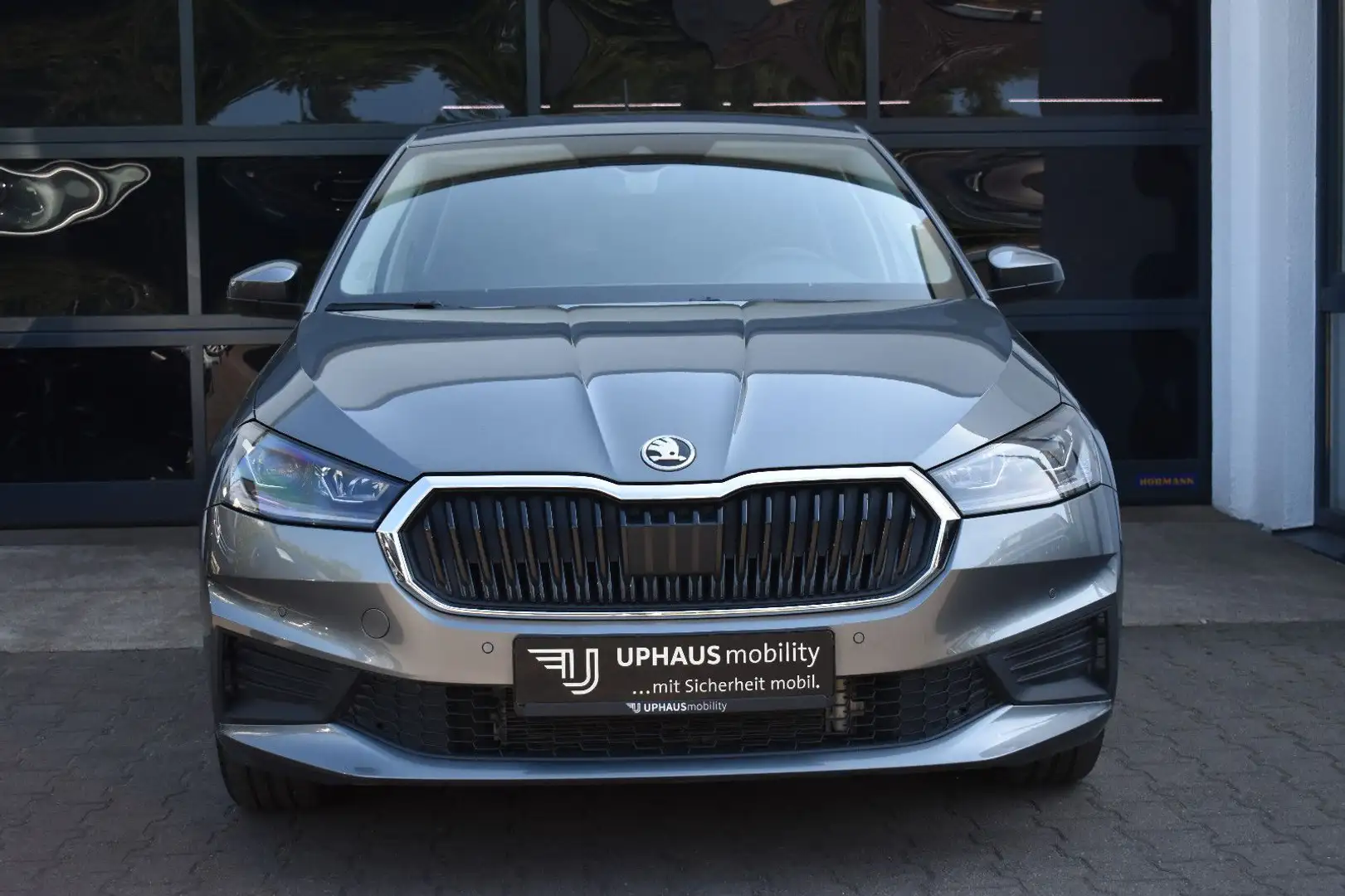 Skoda Fabia 1,0 TSI DSG Tour*LED*Kamera*PDCvo.&hi*Carp Gris - 2