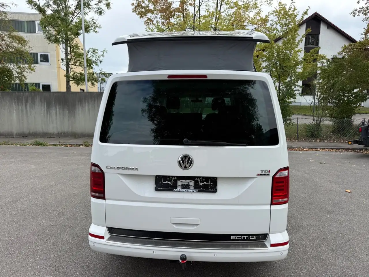 VOLKSWAGEN T6 CALIFORNIA 4MOTION BEACH EDITION ATTELAGE CONTRÔLE TECHNIQUE 3.2028 | 150 ch | 4X4 | BVM | CAMÉRA DE RECUL | VOLANT CUIR | ATTELAGE FIXE