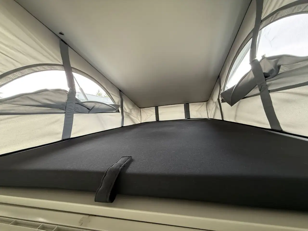 VOLKSWAGEN T6 CALIFORNIA 4MOTION BEACH EDITION ATTELAGE CONTRÔLE TECHNIQUE 3.2028 | 150 ch | 4X4 | BVM | CAMÉRA DE RECUL | VOLANT CUIR | ATTELAGE FIXE