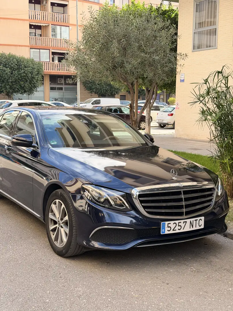 Mercedes-Benz E 220 d 9G-TRONIC - 2