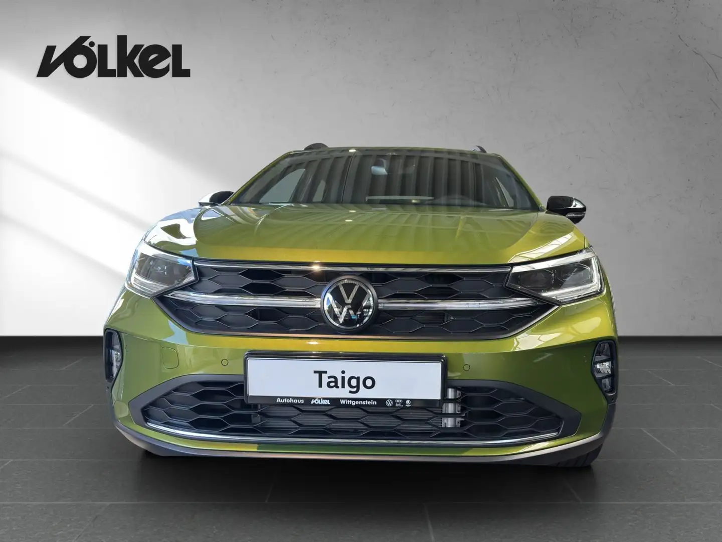 Volkswagen Taigo MOVE 1,0 l TSI-AHK-DSG-RFK-MATRIX- Grün - 2