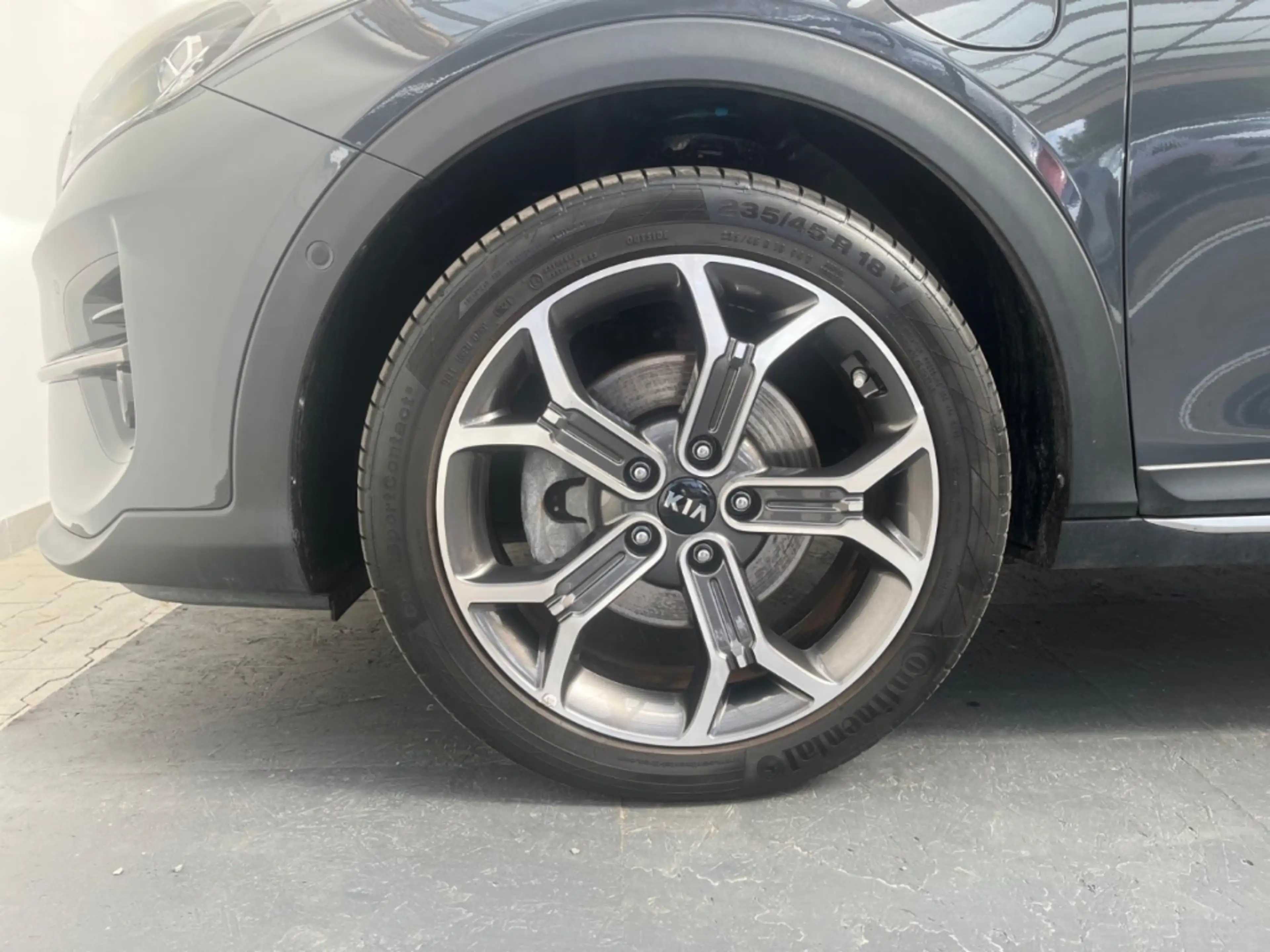 Kia XCeed Plug-in Hybrid KIA Spirit Plug-In Navi Digitales C — photo 6