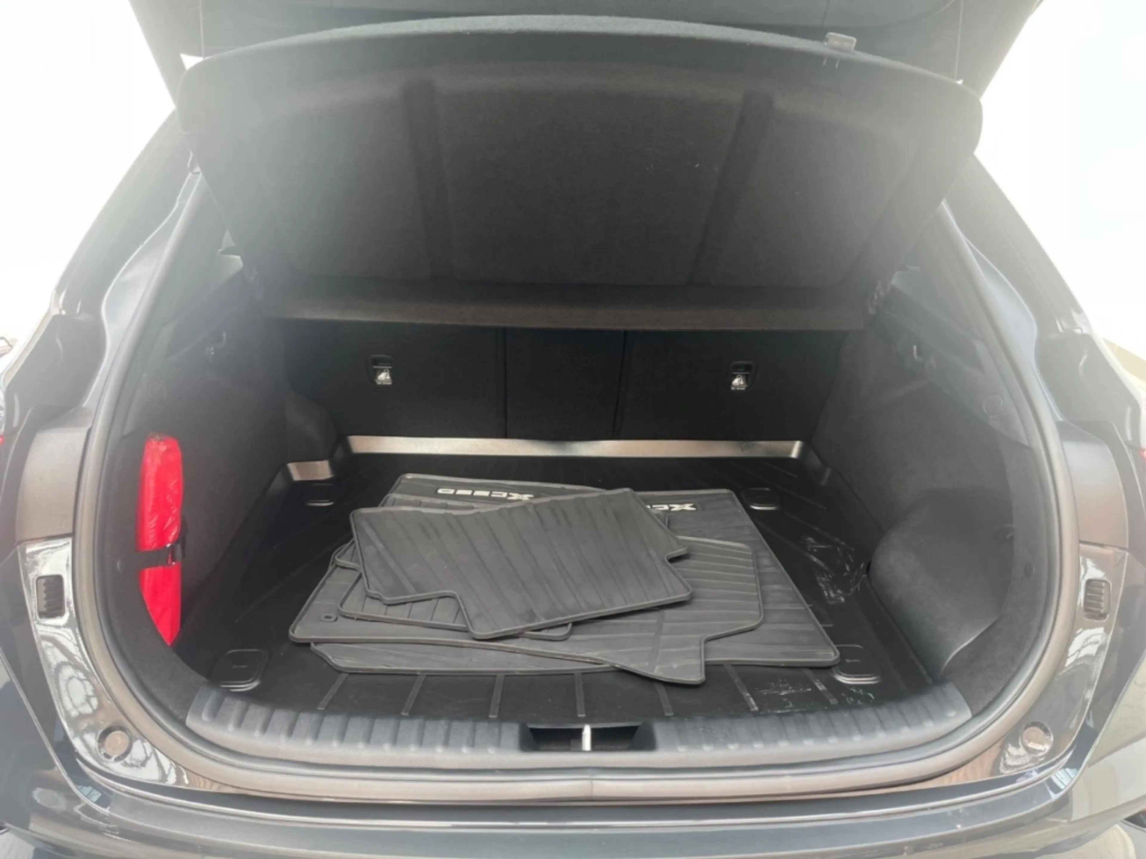 Kia XCeed Plug-in Hybrid KIA Spirit Plug-In Navi Digitales C — photo 11