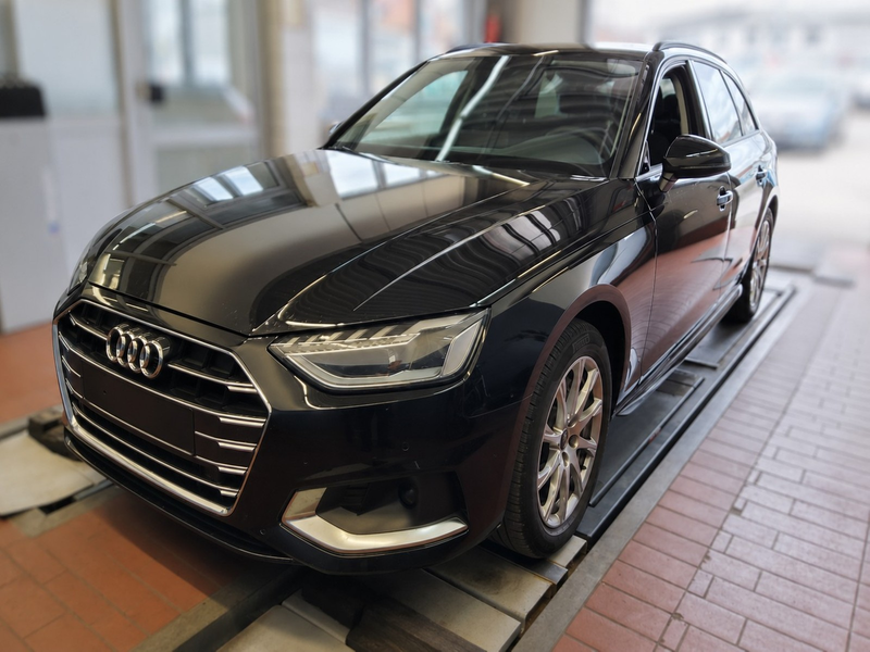 Audi A4 Avant 40 TDI S tronic advanced LED Pano Navi — photo 2
