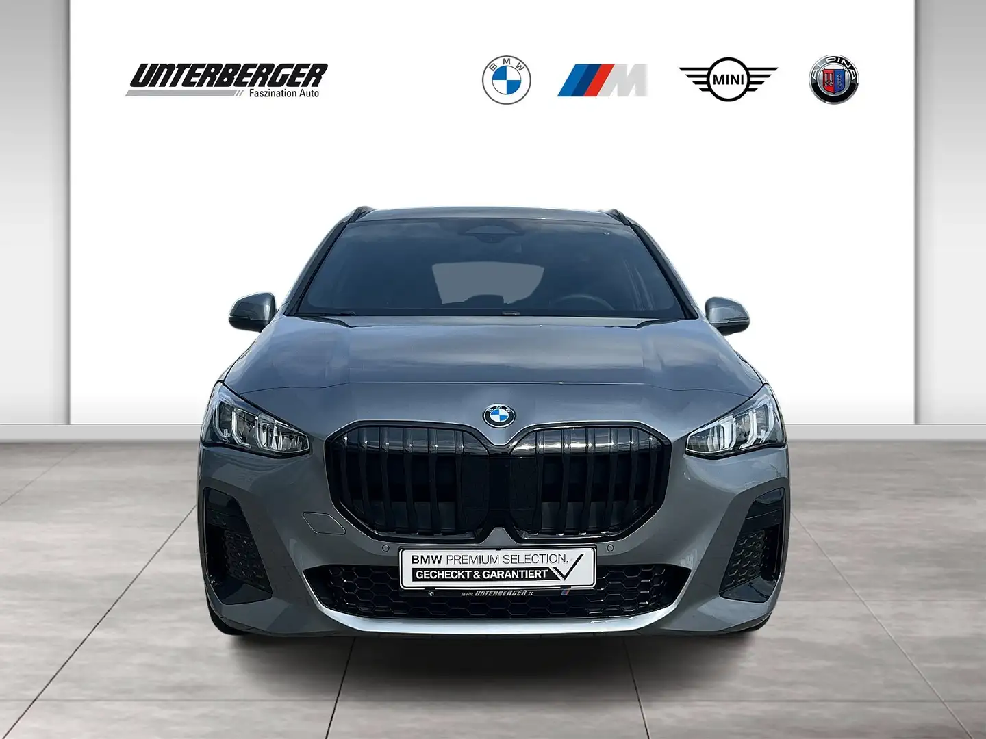 BMW 223 i xDrive Active Tourer M Sportpaket DAB AHK Grau - 2