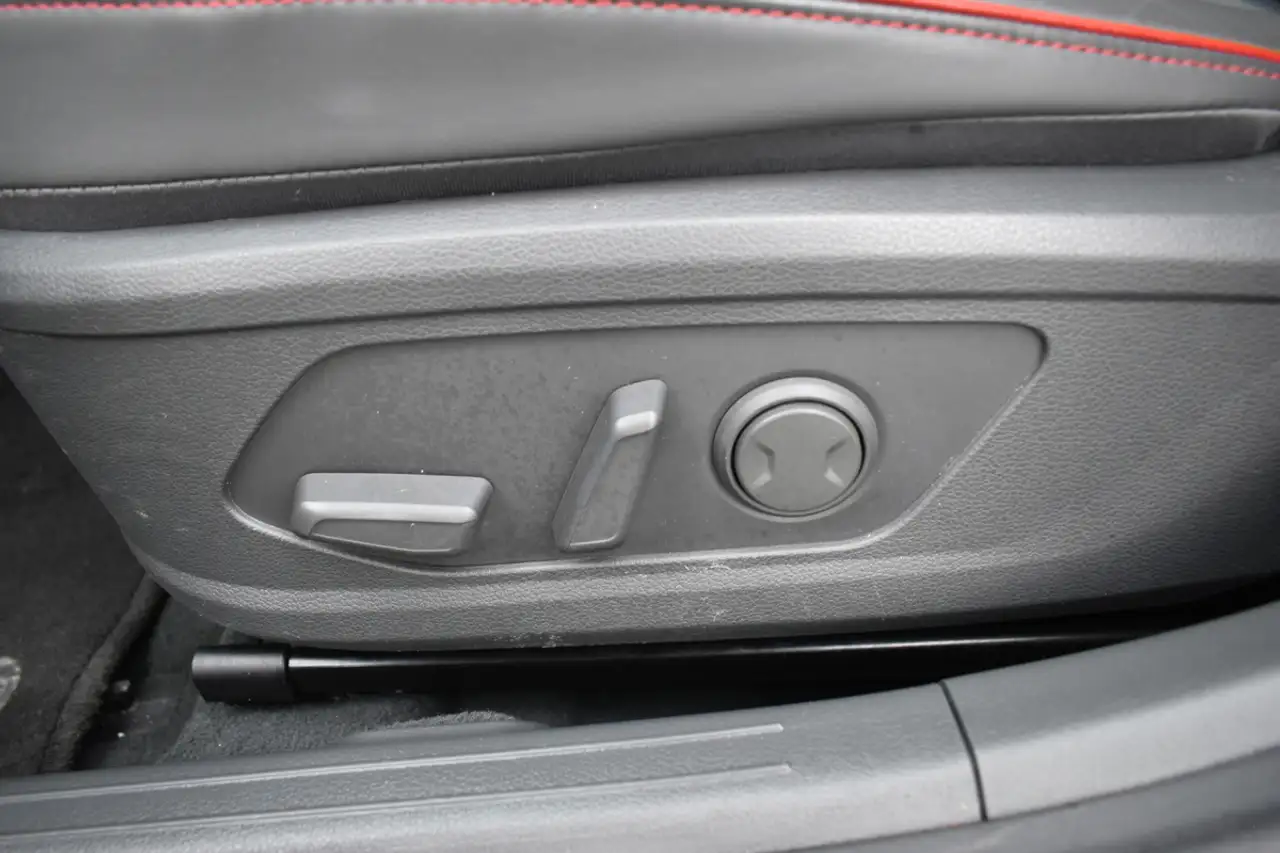 Hyundai SONATA снимка Hyundai SONATA