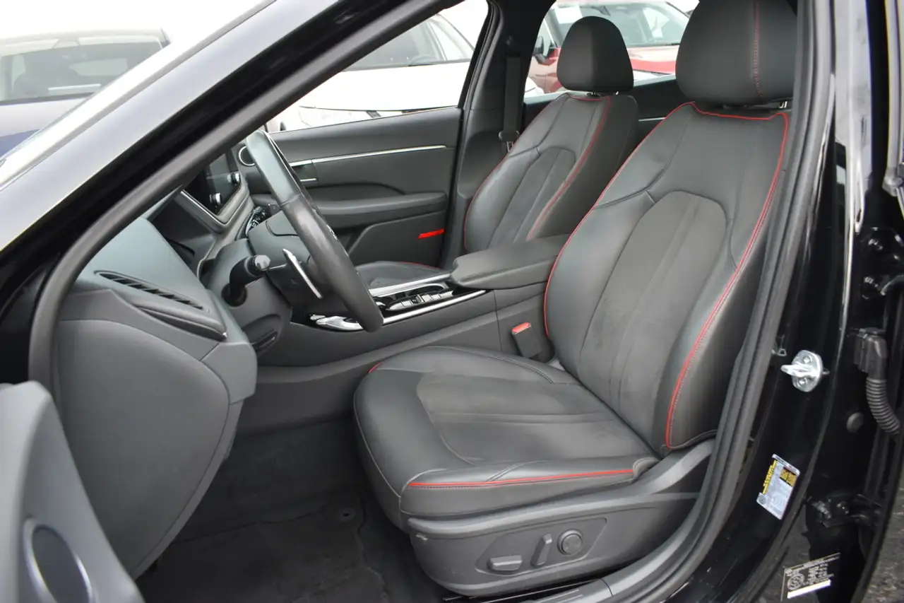Hyundai SONATA снимка Hyundai SONATA