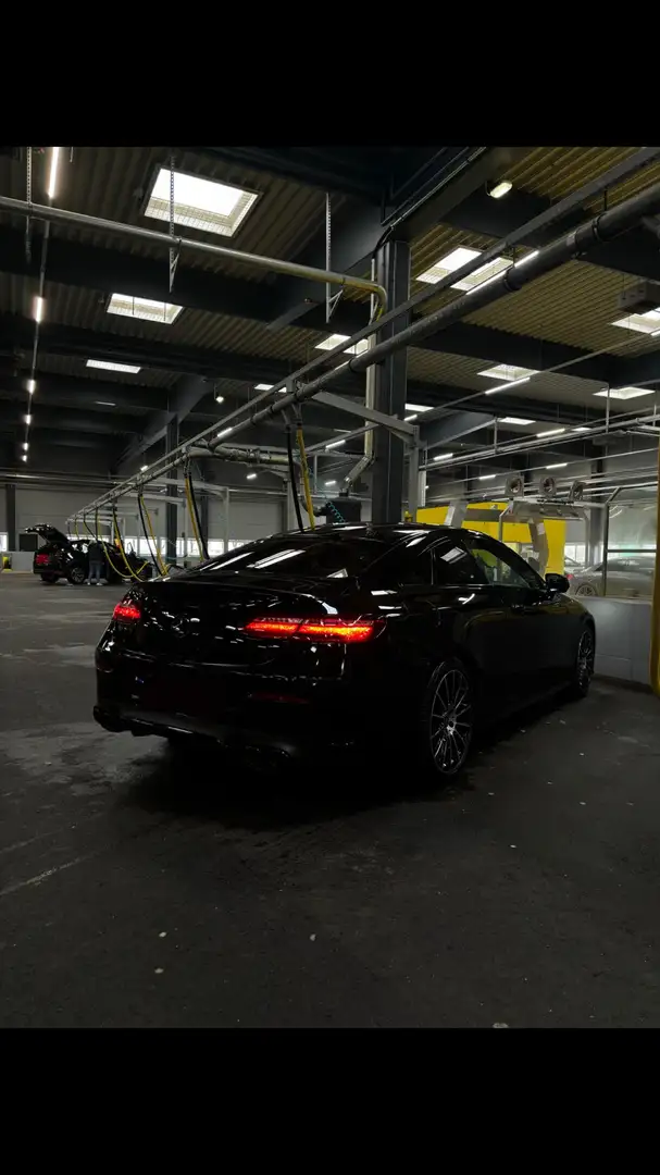 Mercedes-Benz E 220 amg paket - 1