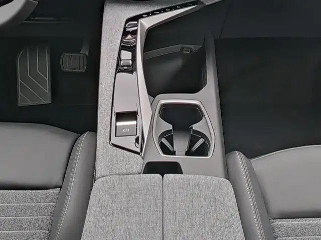 Peugeot 5008 view 13