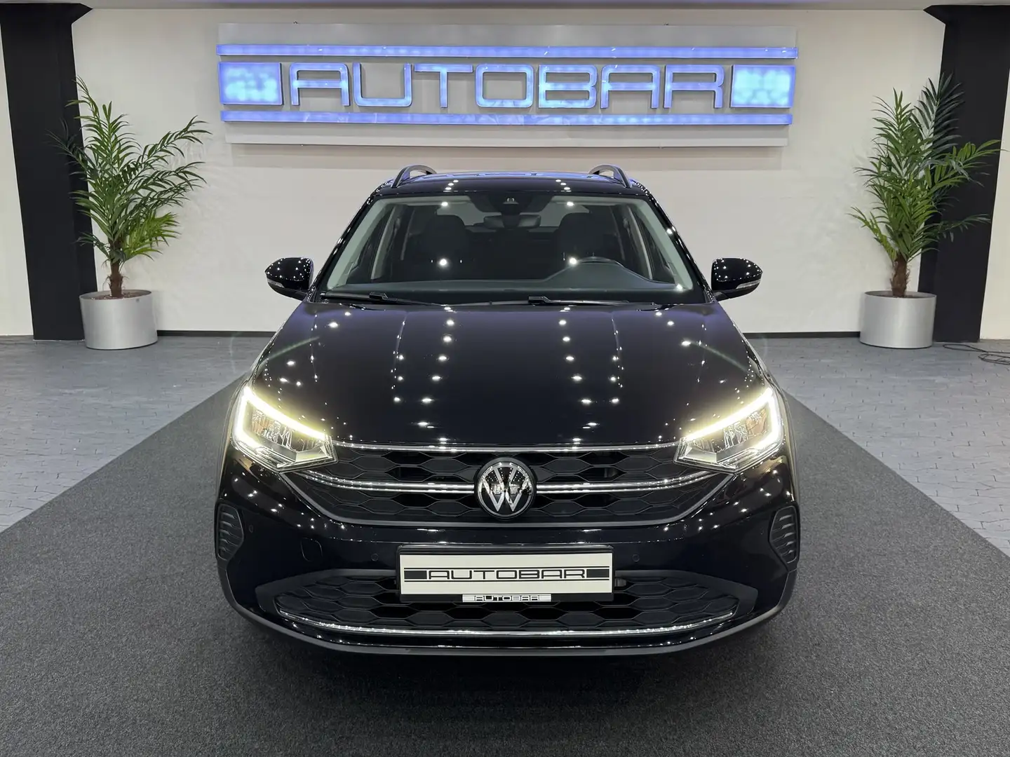 Volkswagen Taigo 1.0 TSI LIFE*NAVI*DIGITAL-DISPL*SITZH.*PDC Schwarz - 1