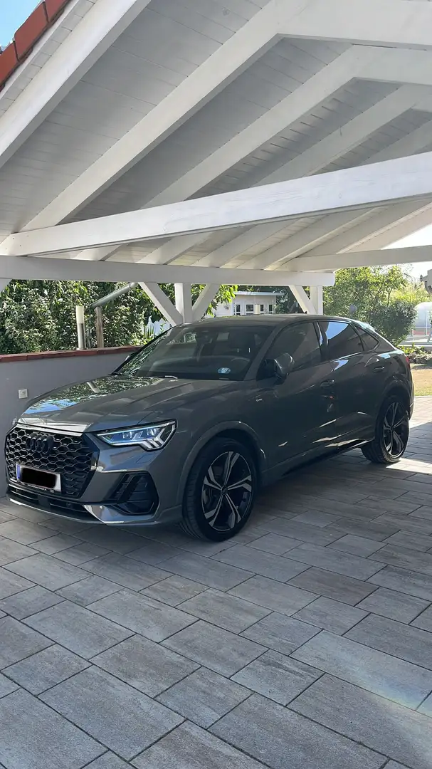 Audi Q3 35 TFSI Sportback S tronic line - 1