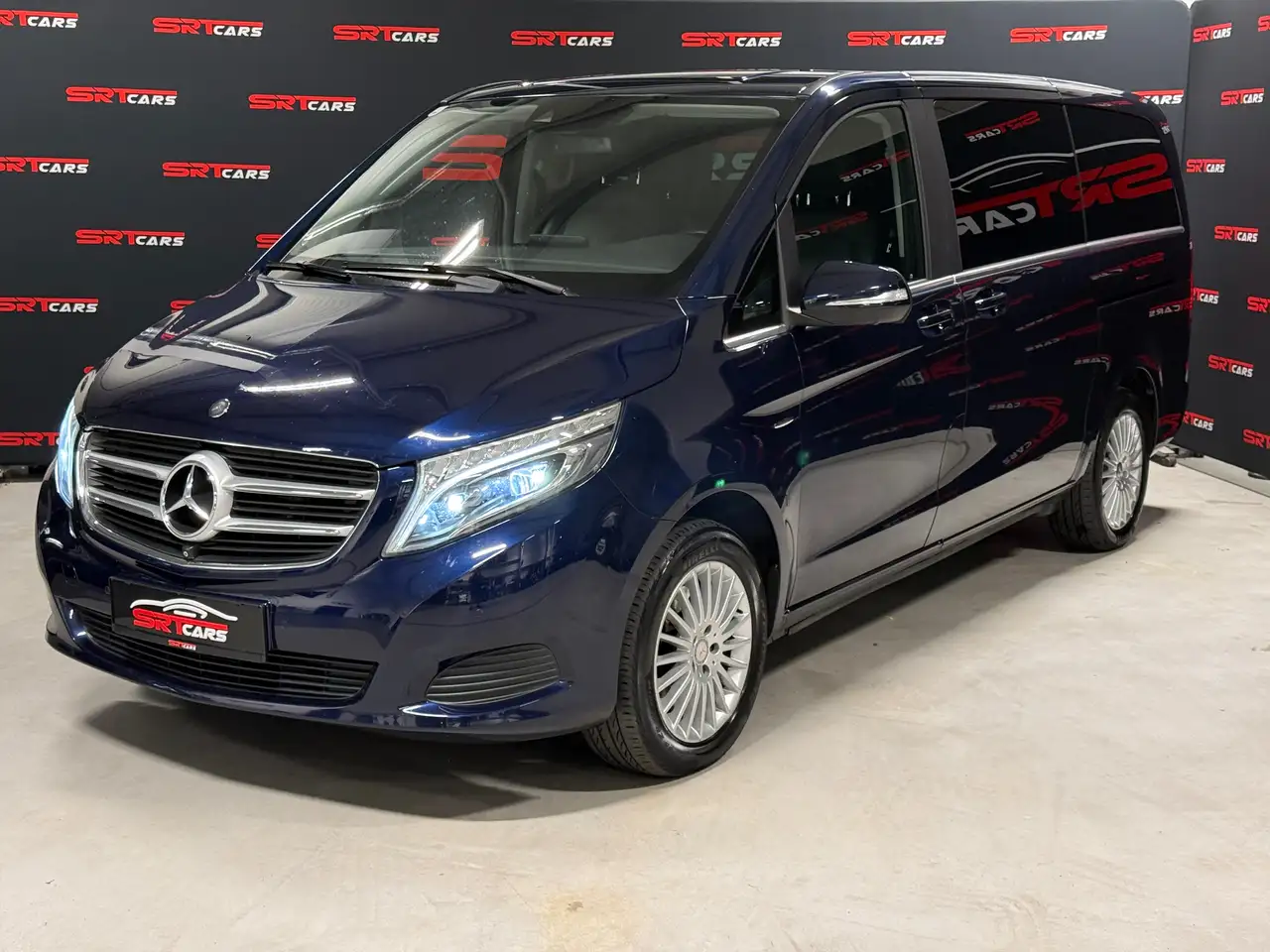 Mercedes-Benz V 250
