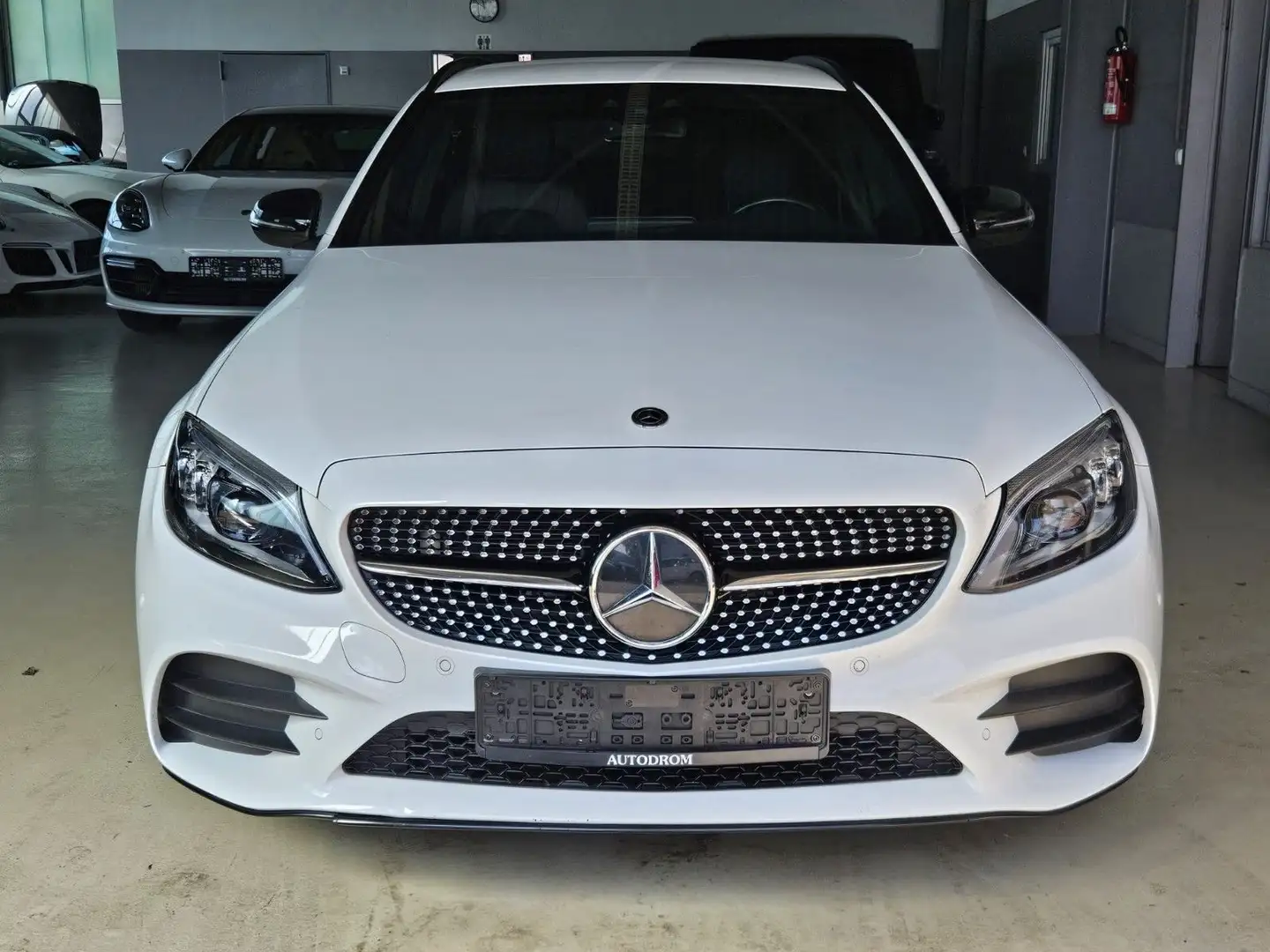 Mercedes-Benz C 300 T de AMG-Line +ACC+Memory+Soudsy+Multibeam Biały - 2