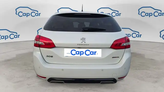 Peugeot 308 view 3