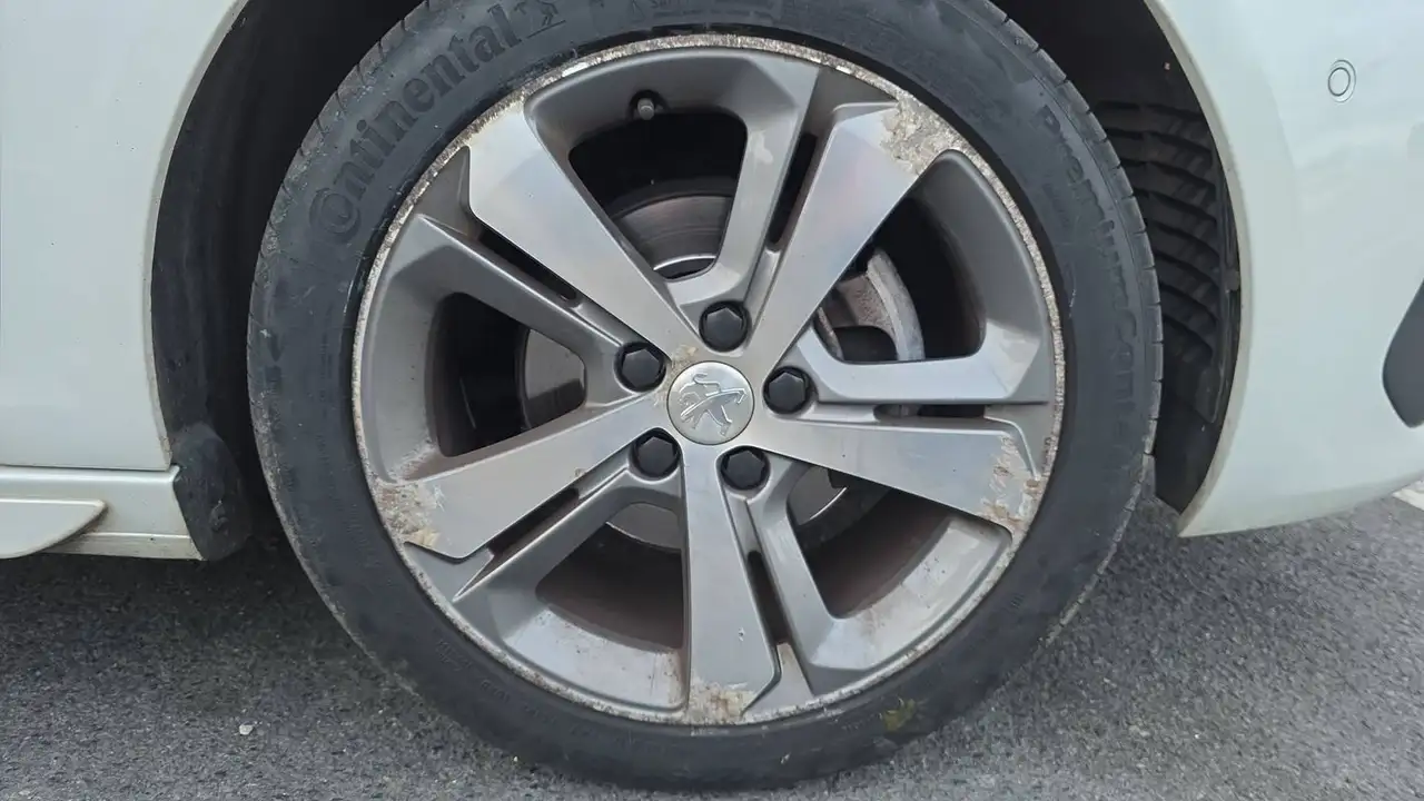 Peugeot 308 308 — photo 17