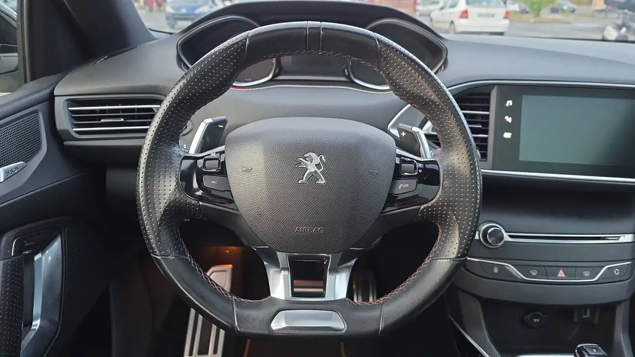 Peugeot 308 308 — photo 24