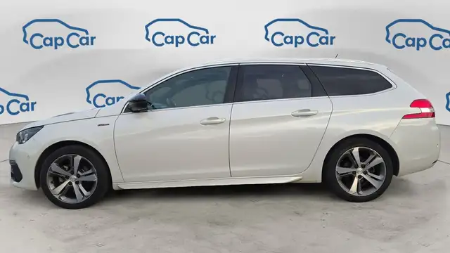 Peugeot 308 view 2