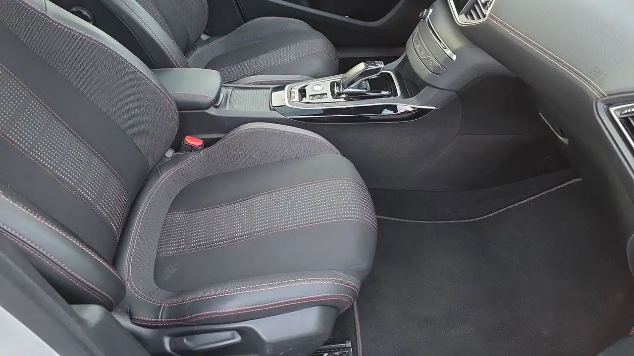 Peugeot 308 308 — photo 28