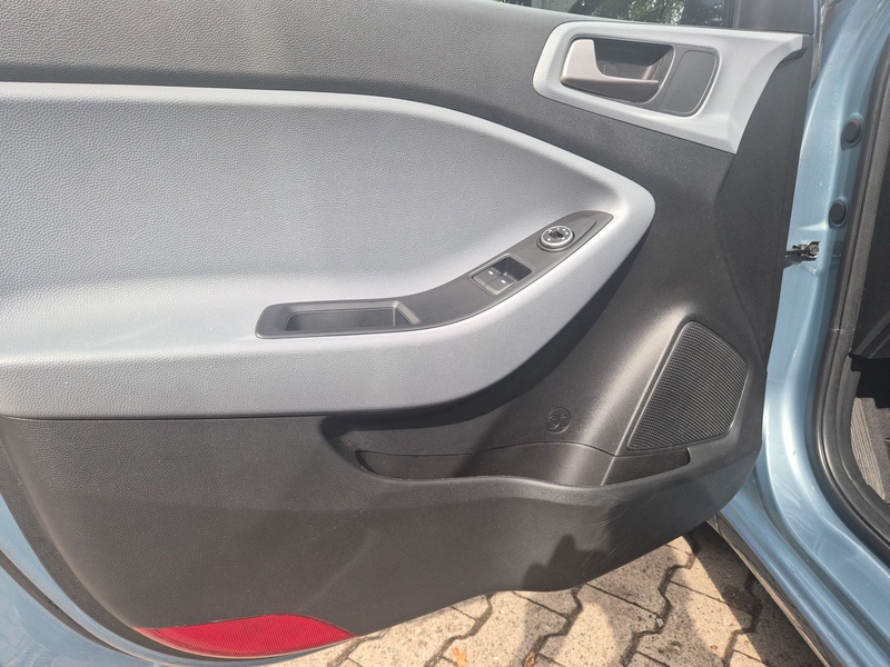 Hyundai i20 Go — photo 10