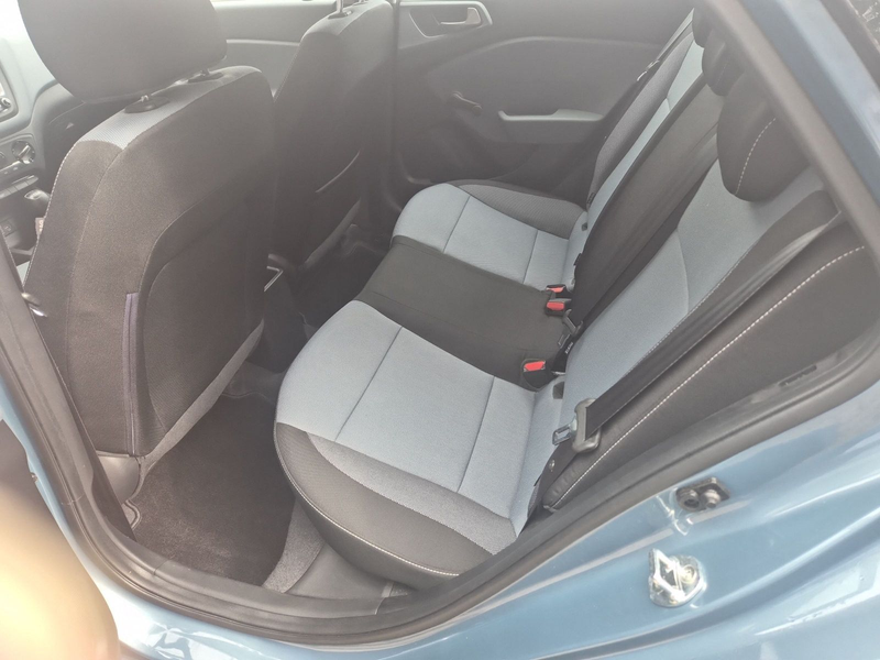 Hyundai i20 Go — photo 9