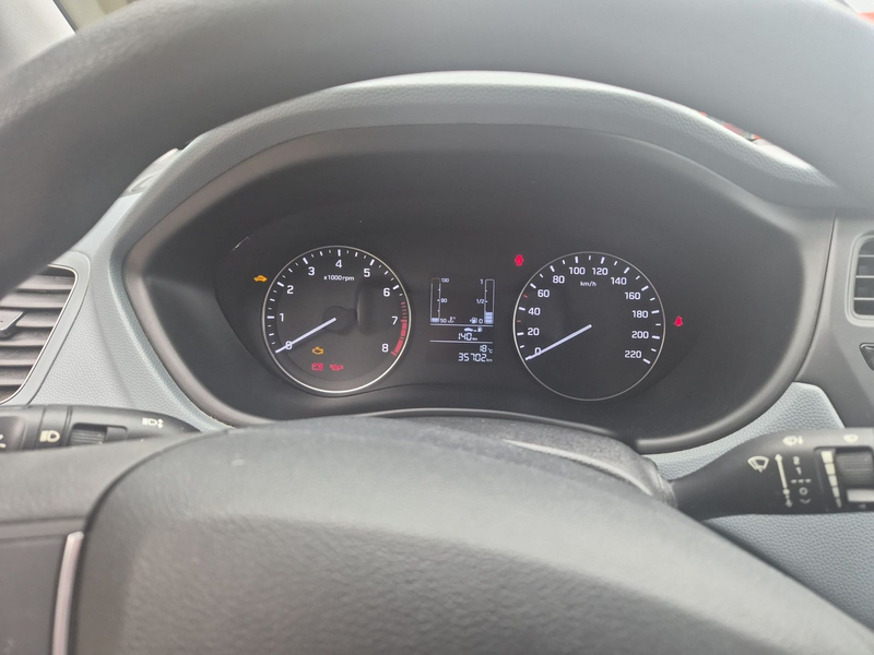 Hyundai i20 Go — photo 11