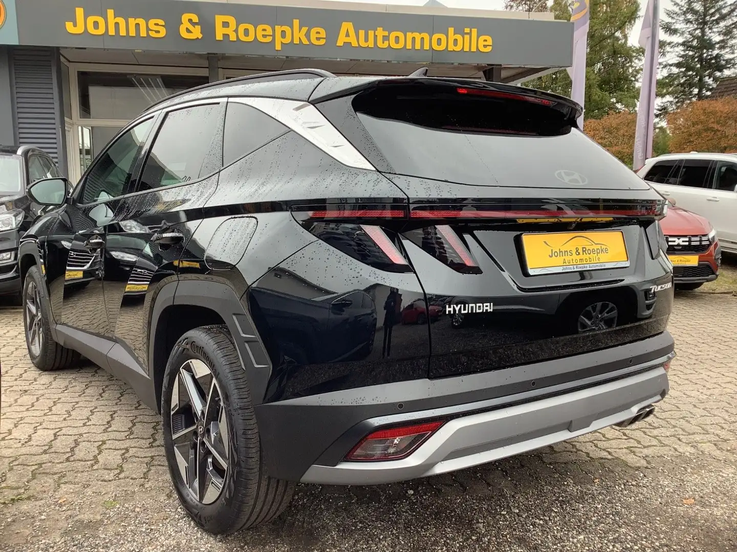 Hyundai TUCSON Luxury / LEDER / NAVI / KAMERA / Schwarz - 2