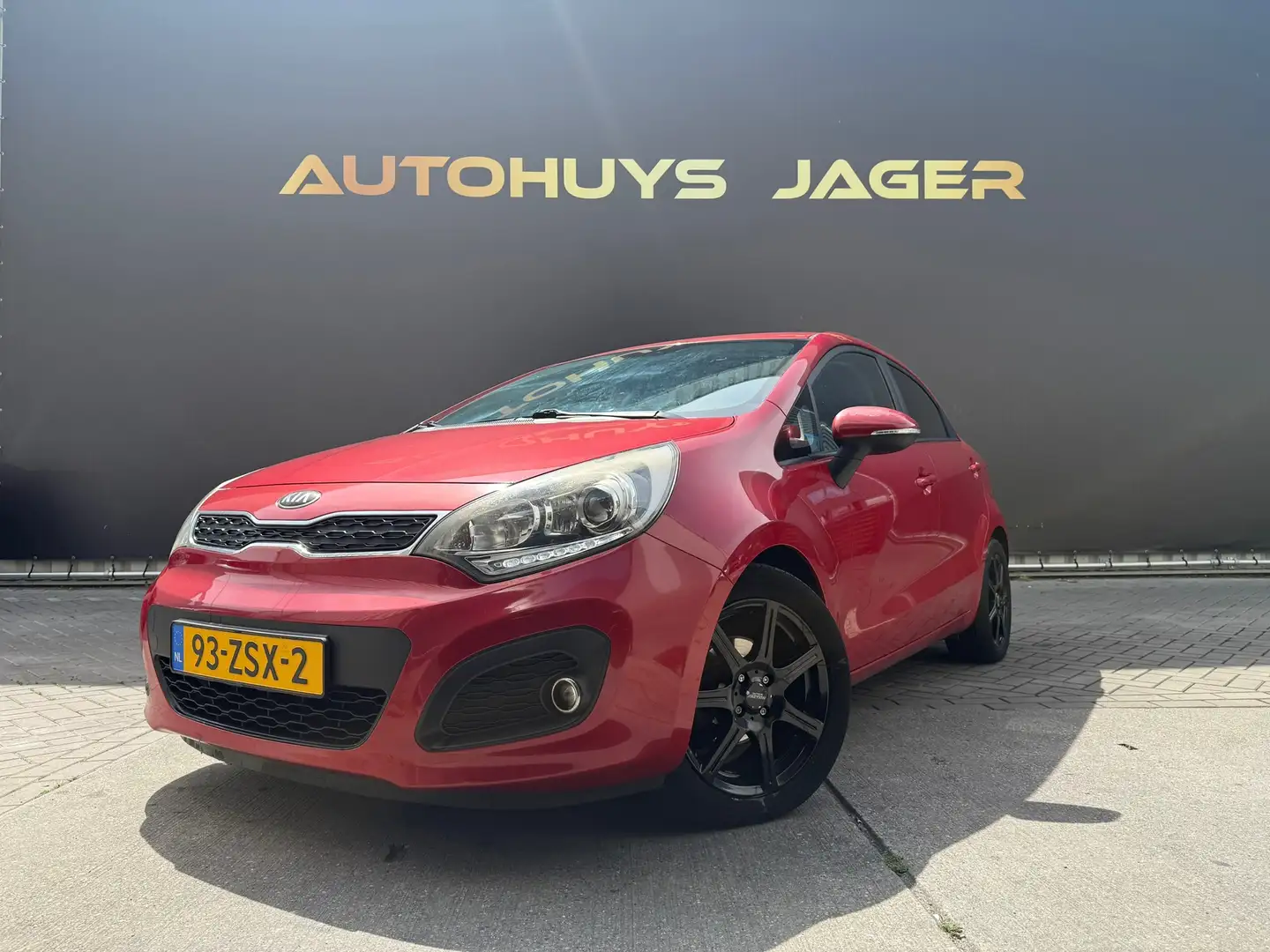 Kia Rio 1.2 CVVT Design Edition Rood - 1