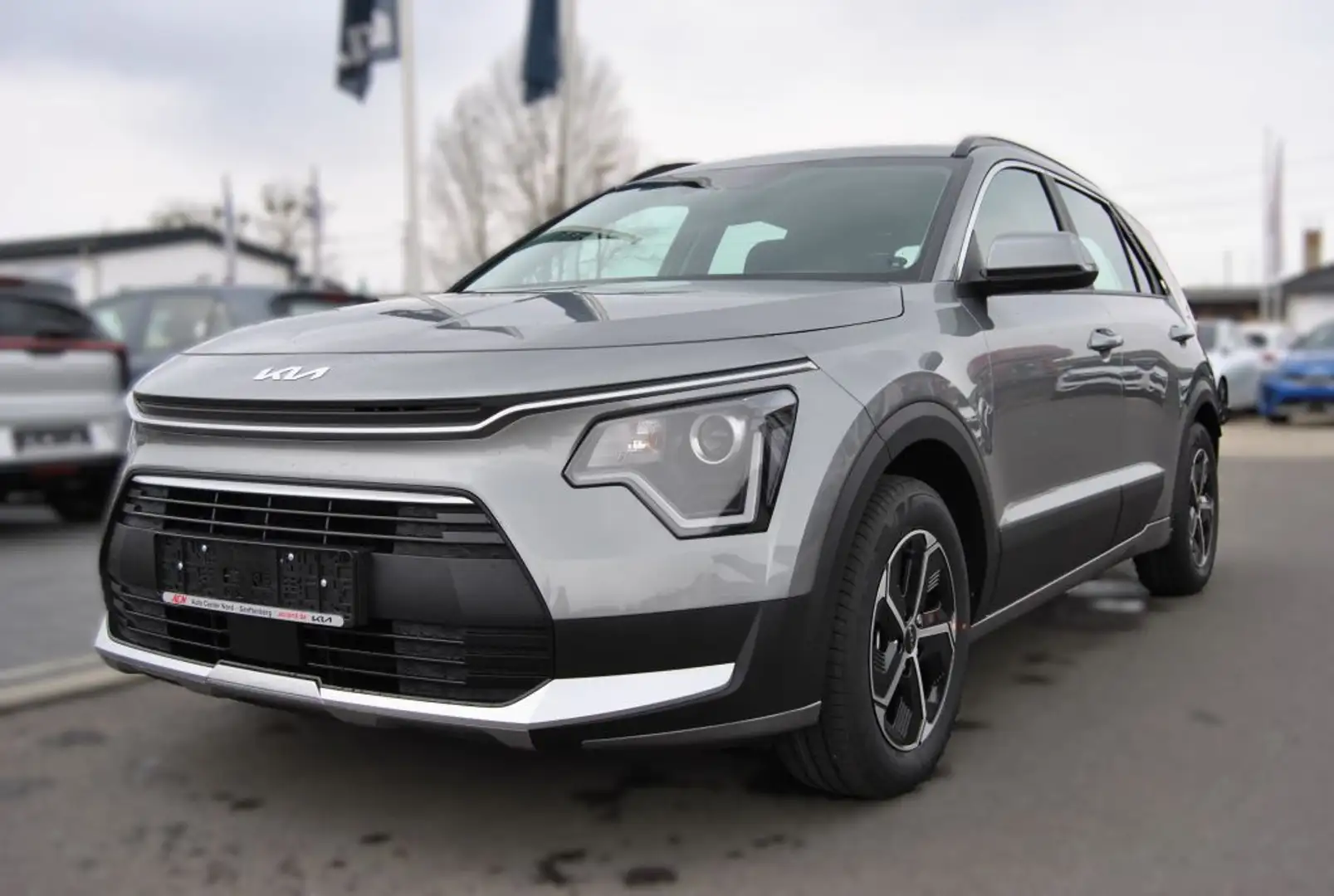 Kia Niro 1.6 GDI HEV 2WD Aut. Edition 7 UVP 34.984 EUR Gris - 1