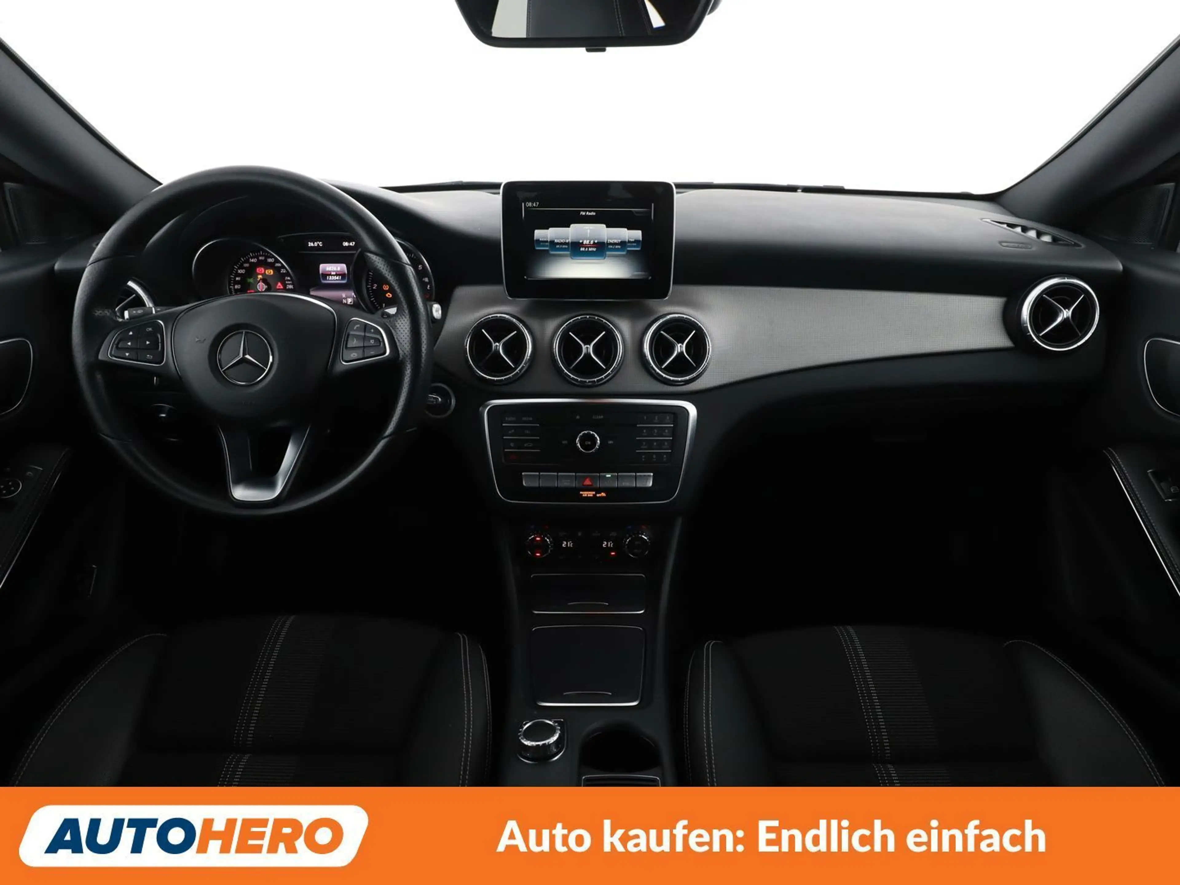 Mercedes-Benz CLA 200 CLA 200 Shooting Brake 4Matic Urban — photo 12